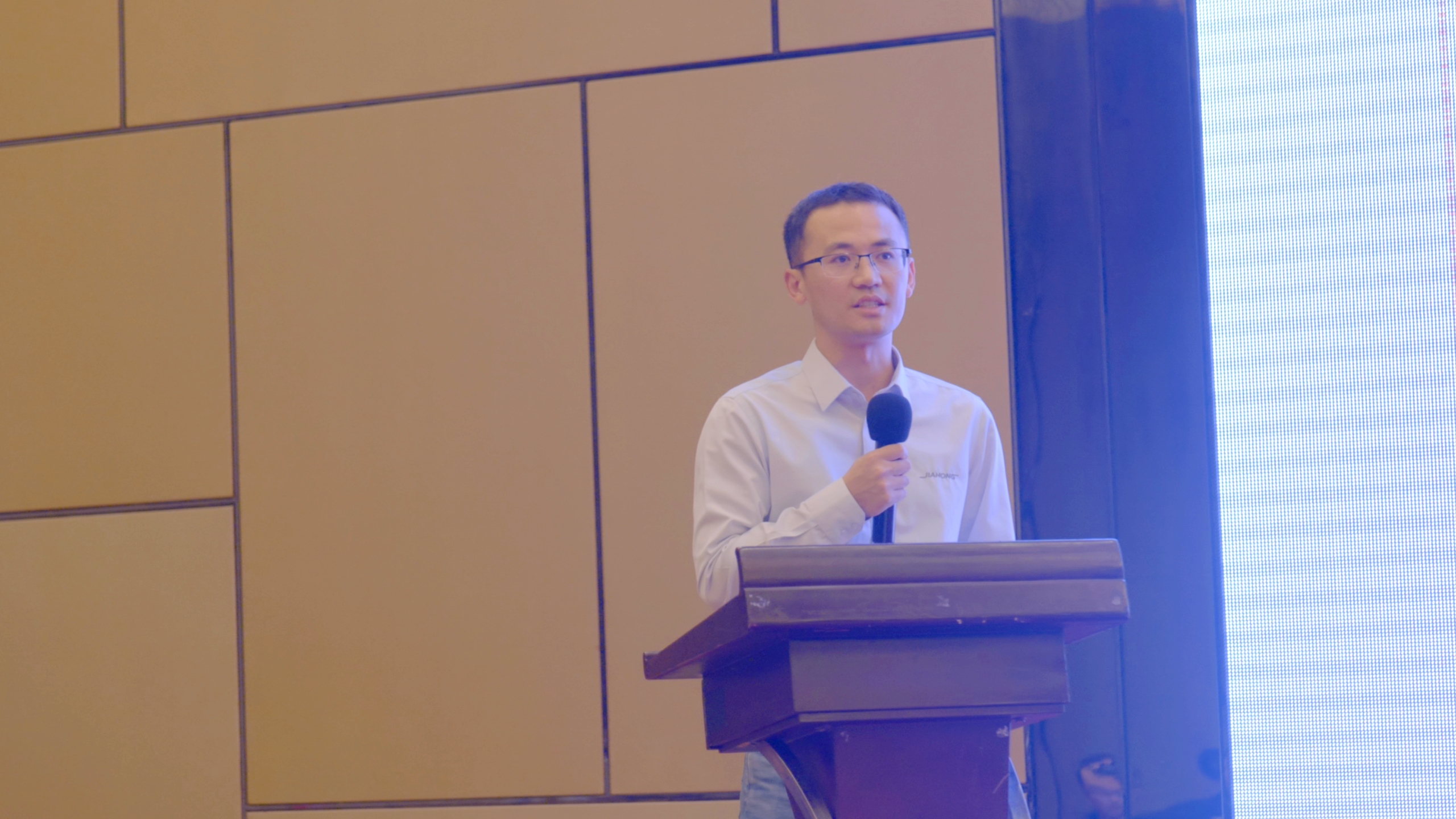 163am������·