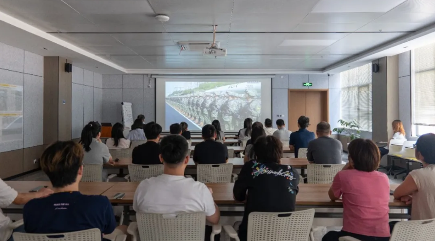 163am������·